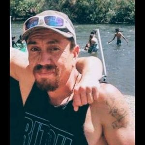 Meet your Posher, Luis